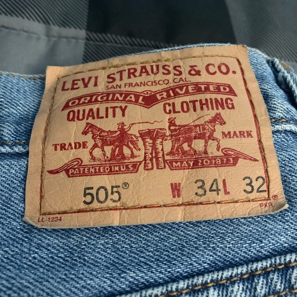 Levi’s Jeans - Picture 6 of 6